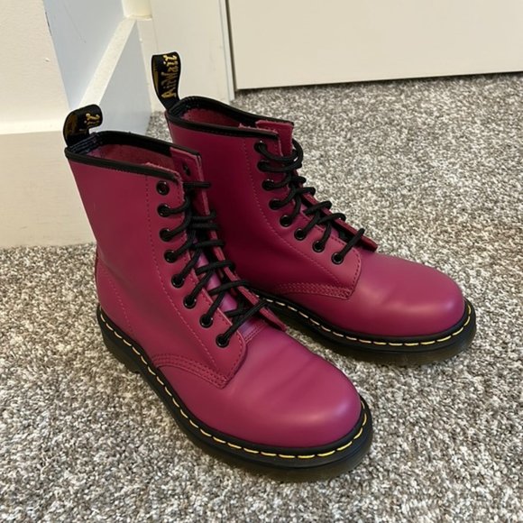 Authentic Doc Martens 1460 Boots - Picture 1 of 8